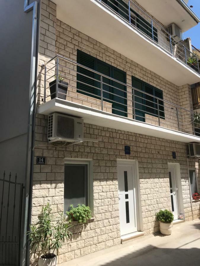 Apartment Legcevic *